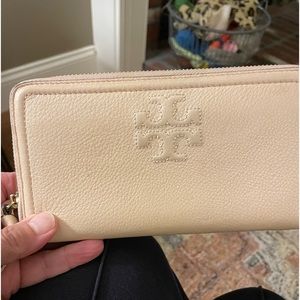 Tory Burch pale pink leather continental zip wallet